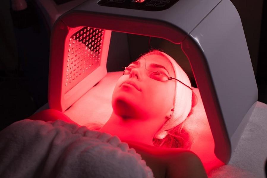 Omega LED light therapy photon machine