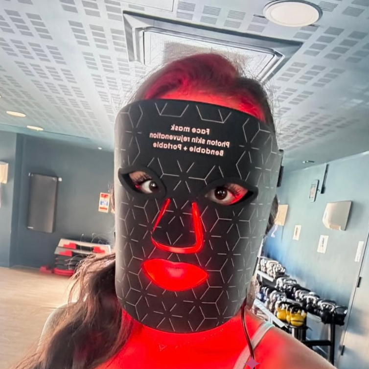 Luminmax red light therapy review